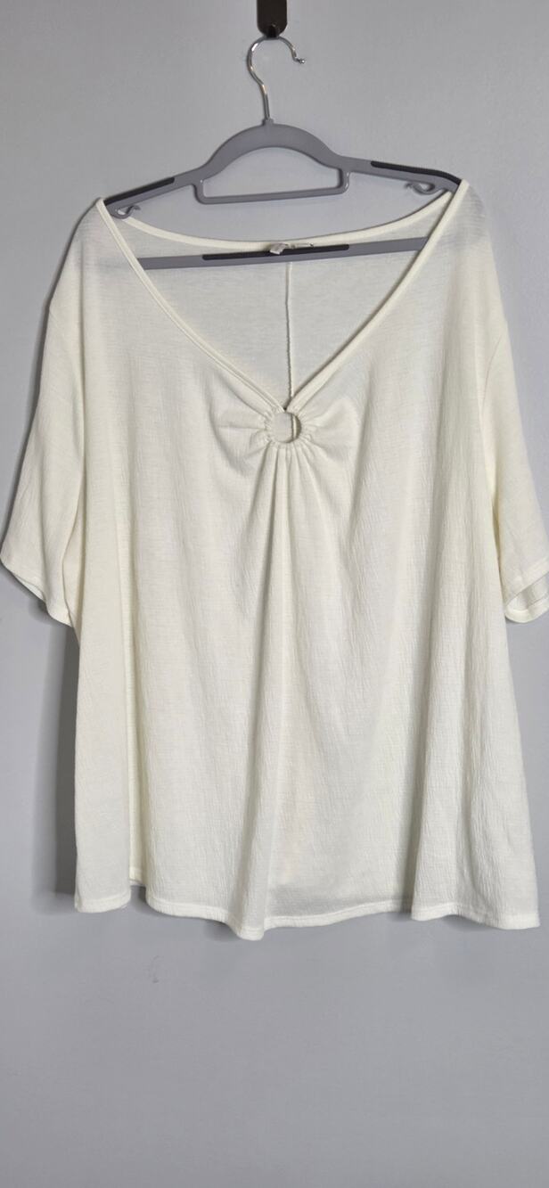 Cato Womens Blouse 26-28W V-Neck Gathered Eyelet cream